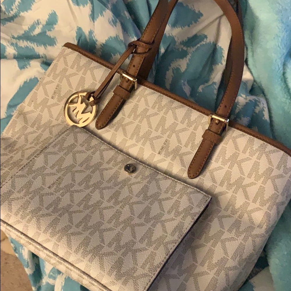 Micheal Kors Bag